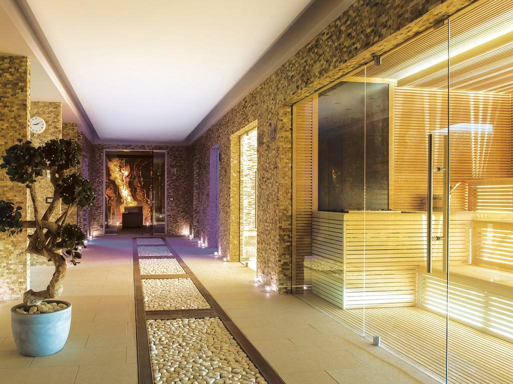 Premier Palace Spa Hotel Bukareszt Zewnętrze zdjęcie The spa at The Dorchester